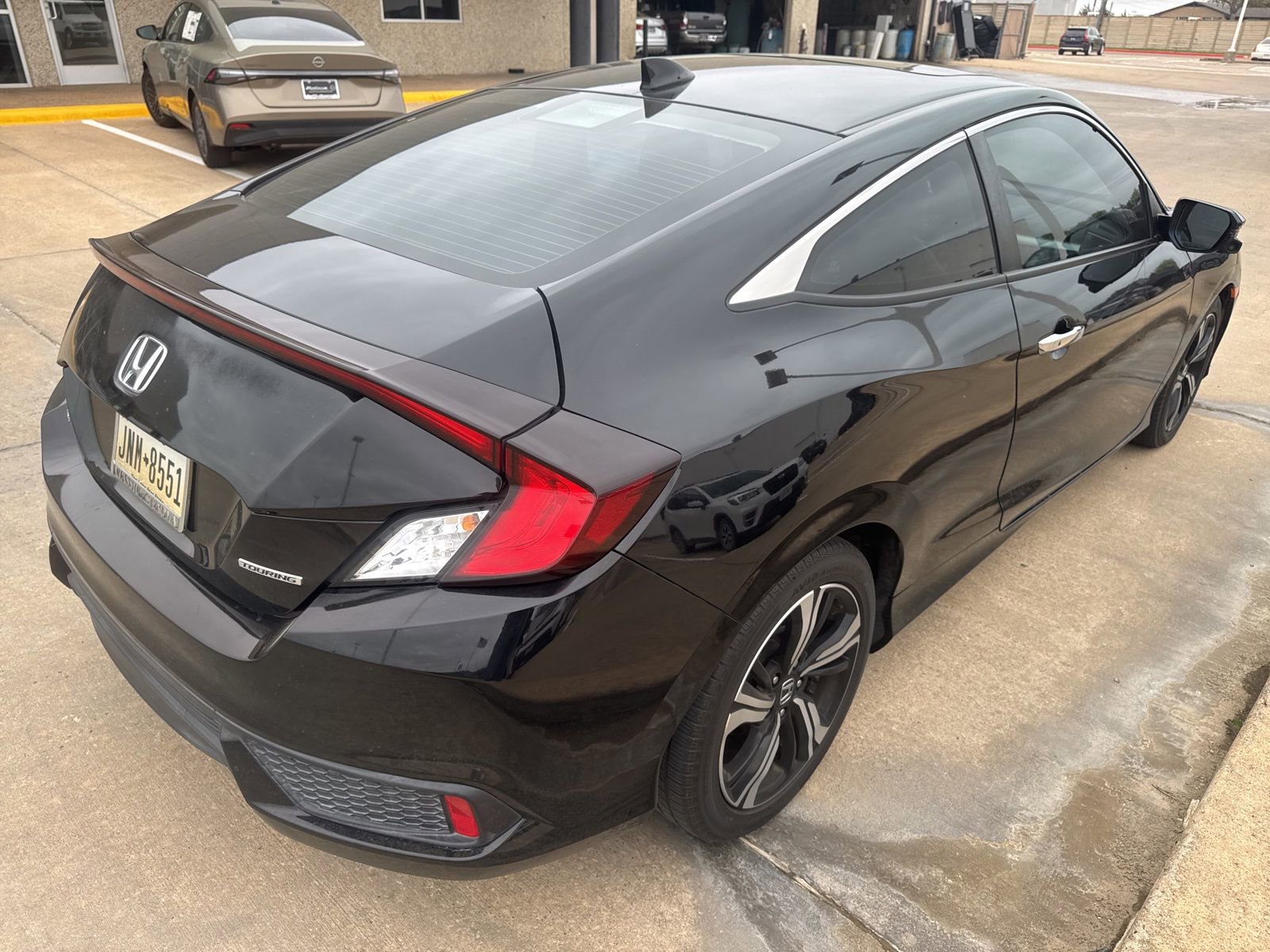 Used 2017 Honda Civic Touring image 5