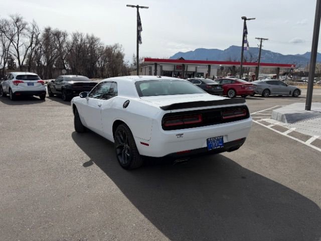 Used 2021 Dodge Challenger SXT w/ Blacktop Package image 10
