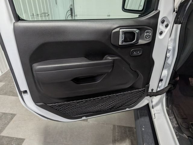Used 2022 Jeep Wrangler Unlimited Sport AWD/4WD image 11