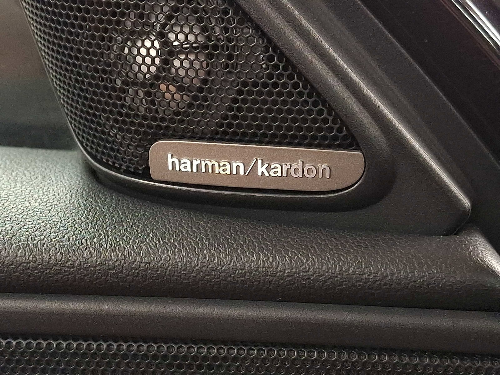 Used 2020 MINI Cooper Countryman S w/ Storage Package image 24