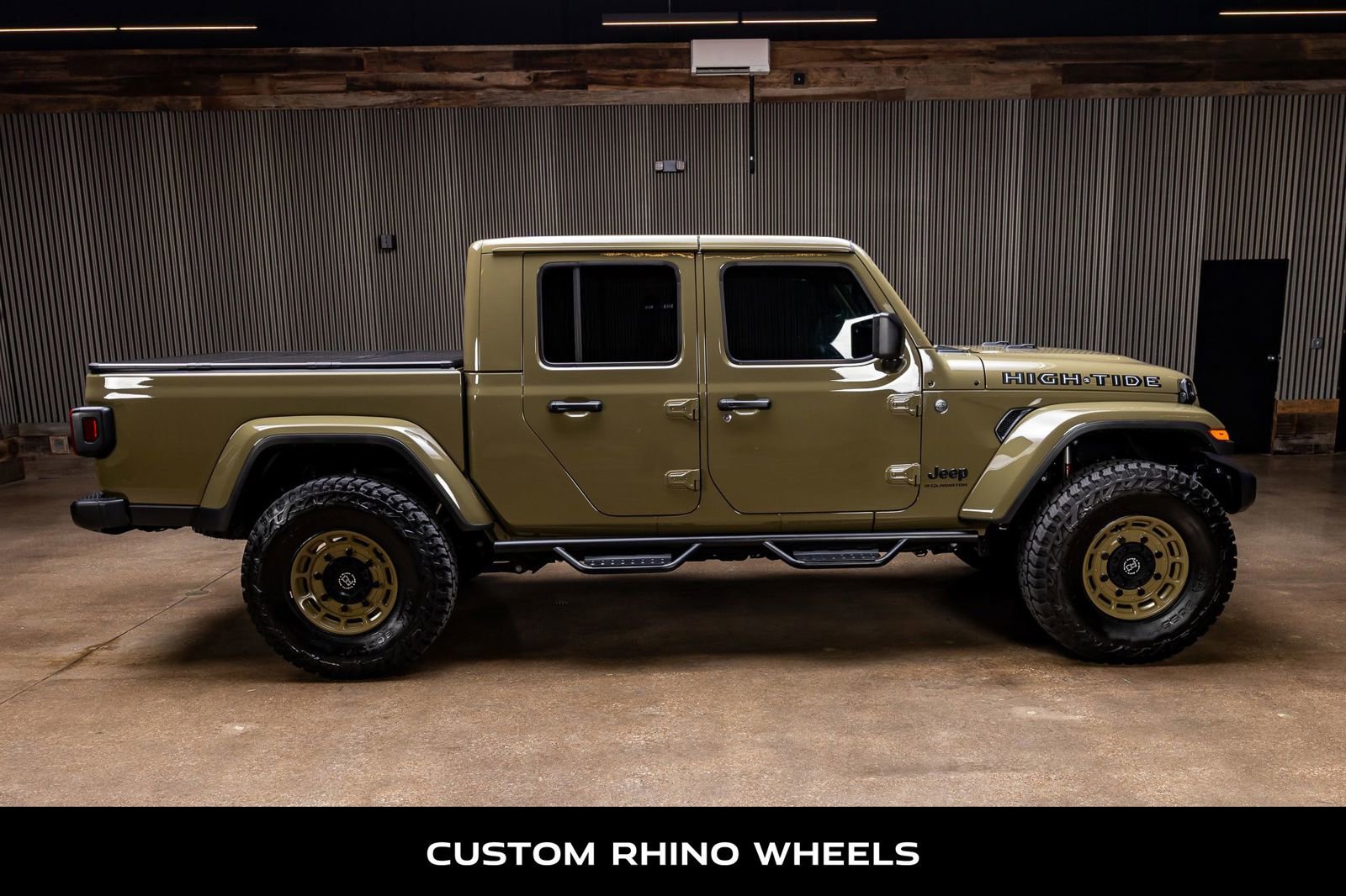 Used 2025 Jeep Gladiator Sport AWD/4WD image 10