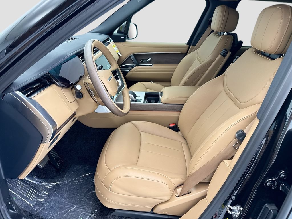 New 2026 Land Rover Range Rover Long Wheelbase SE AWD/4WD image 18