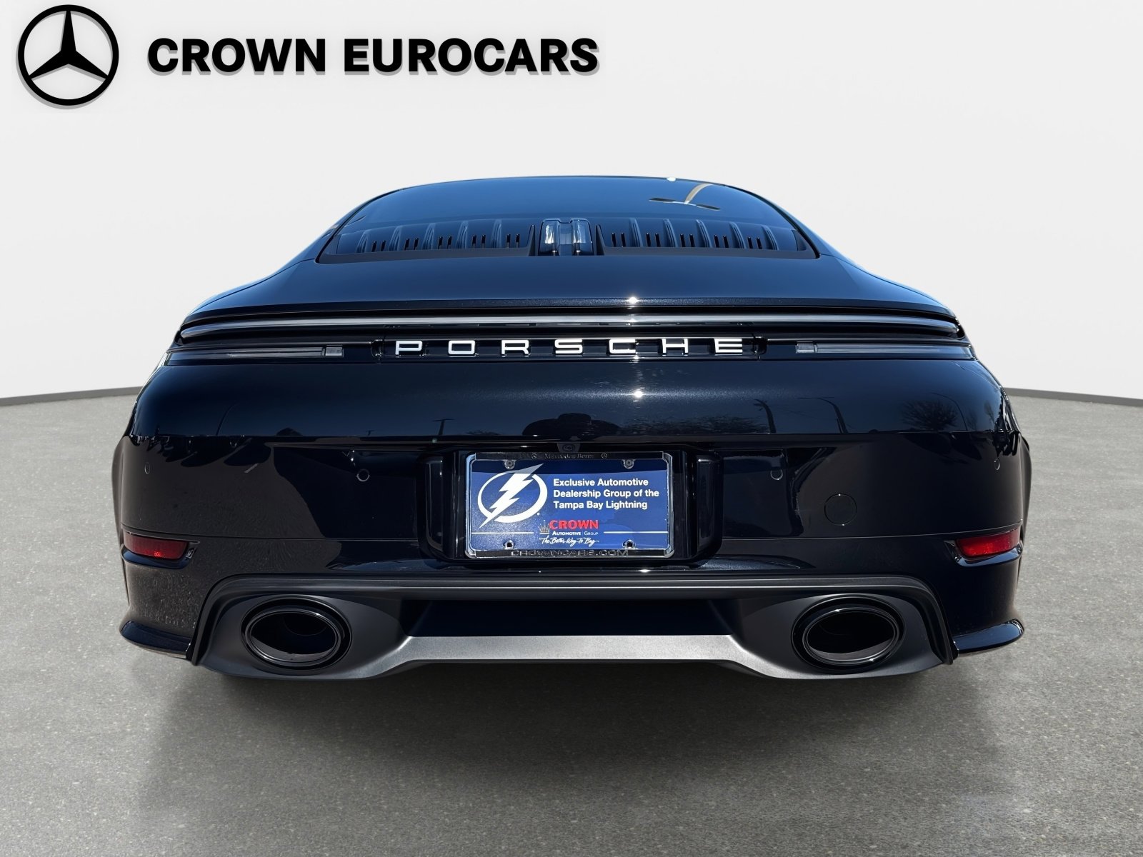 Used 2026 Porsche 911 Carrera image 9