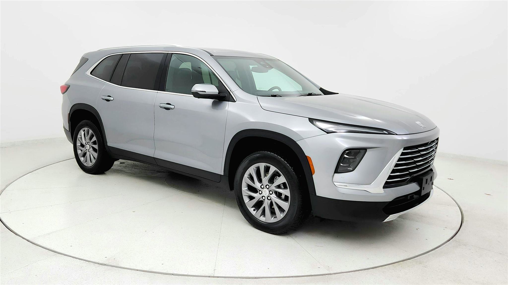 Used 2025 Buick Enclave Preferred image 7