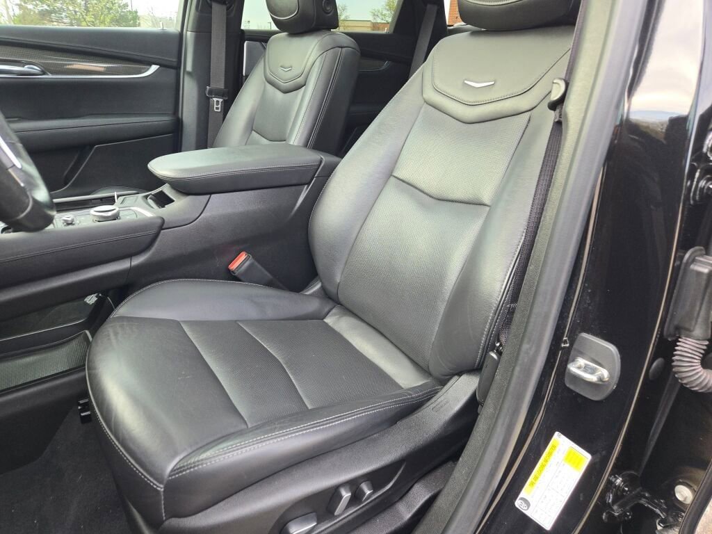 Used 2021 Cadillac XT5 Sportv AWD/4WD image 27