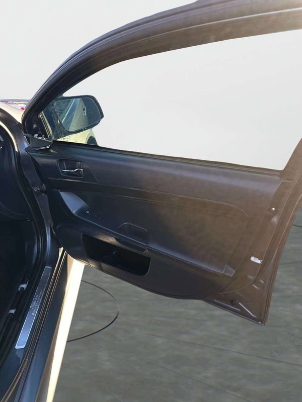 Used 2011 Mitsubishi Lancer Evolution MR image 7