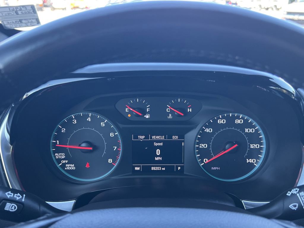 Used 2022 Chevrolet Traverse LT image 12