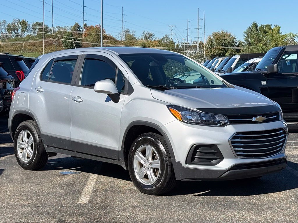 Used 2017 Chevrolet Trax LS AWD/4WD image 17