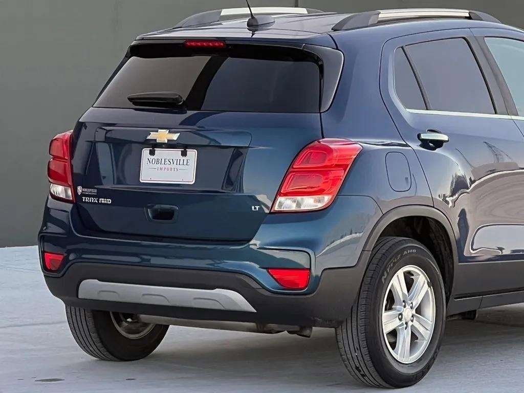 Used 2019 Chevrolet Trax LT w/ LT Convenience Package image 9