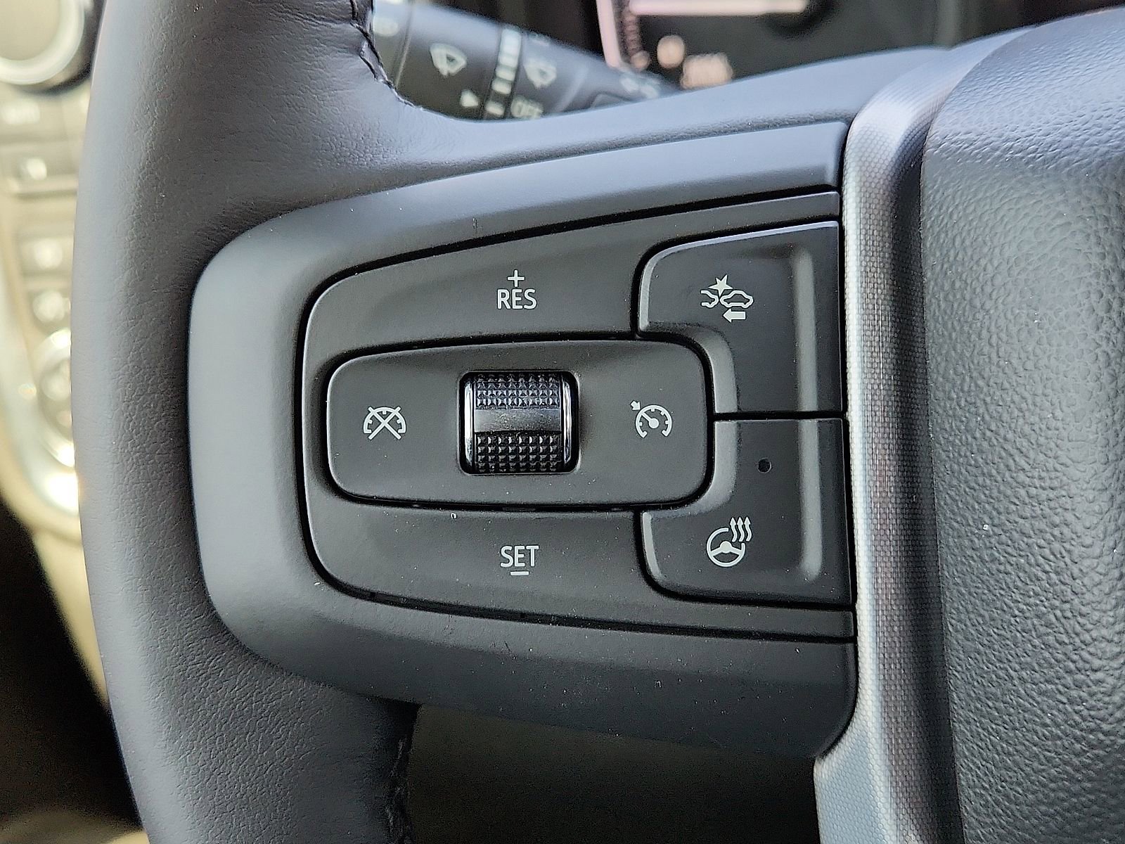 Used 2022 GMC Sierra 2500 SLT w/ SLT Preferred Package image 17