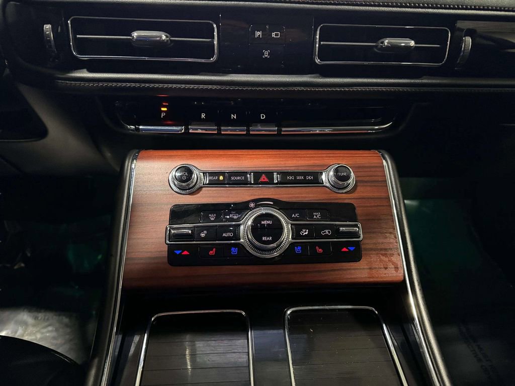 Certified 2023 Lincoln Aviator Reserve w/ Elements Package Plus image 7