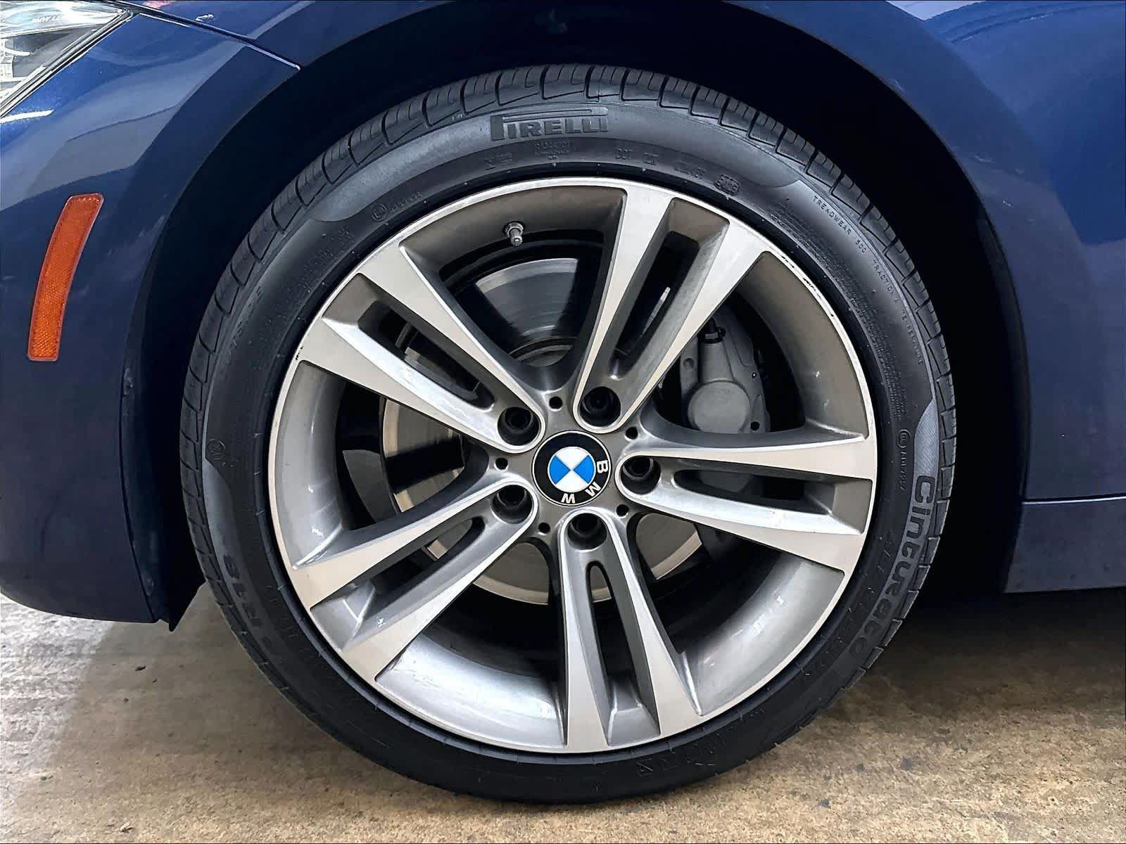 Used 2018 BMW 340i Sedan RWD image 12