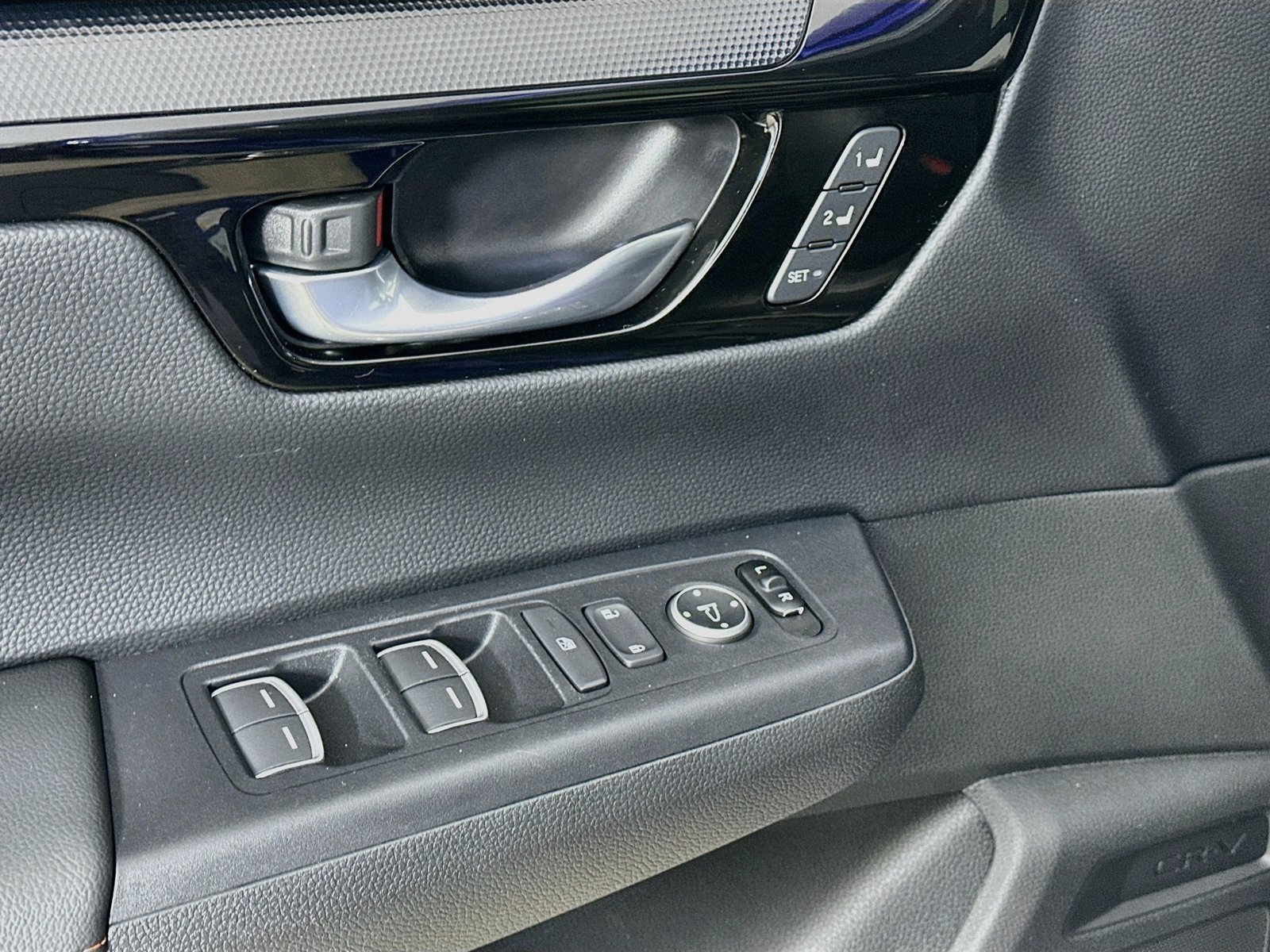 Used 2023 Honda CR-V Sport Touring image 17