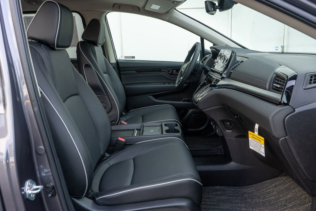 New 2026 Honda Odyssey Touring image 16