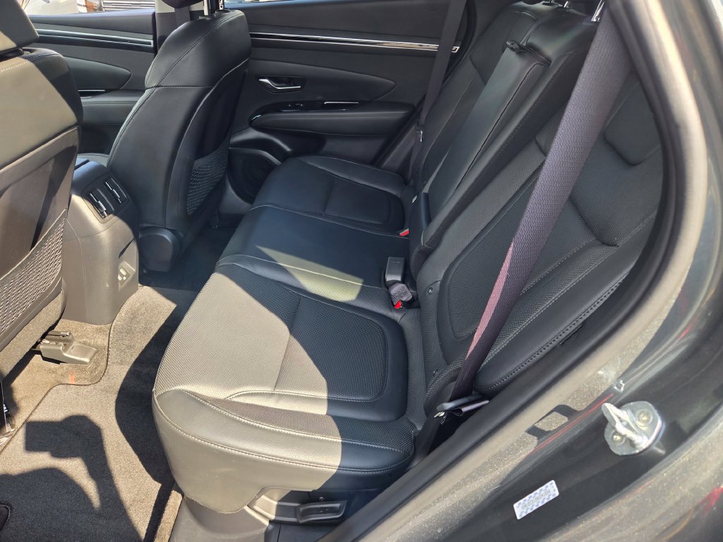 Used 2024 Hyundai Tucson Limited AWD/4WD image 28