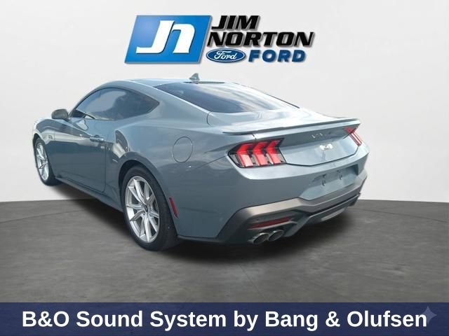 Used 2024 Ford Mustang GT Premium image 7