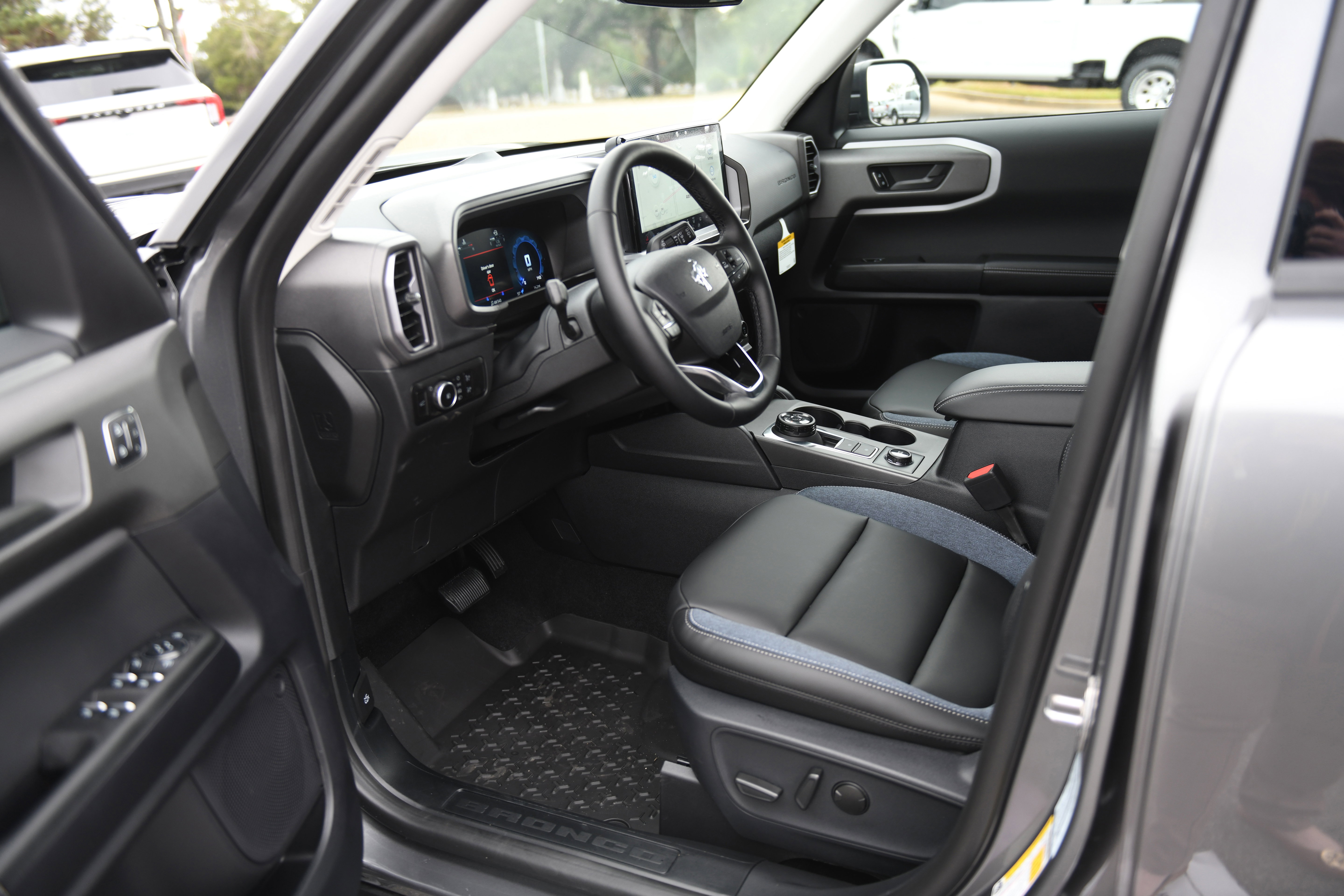 New 2025 Ford Bronco Sport Outer Banks image 23