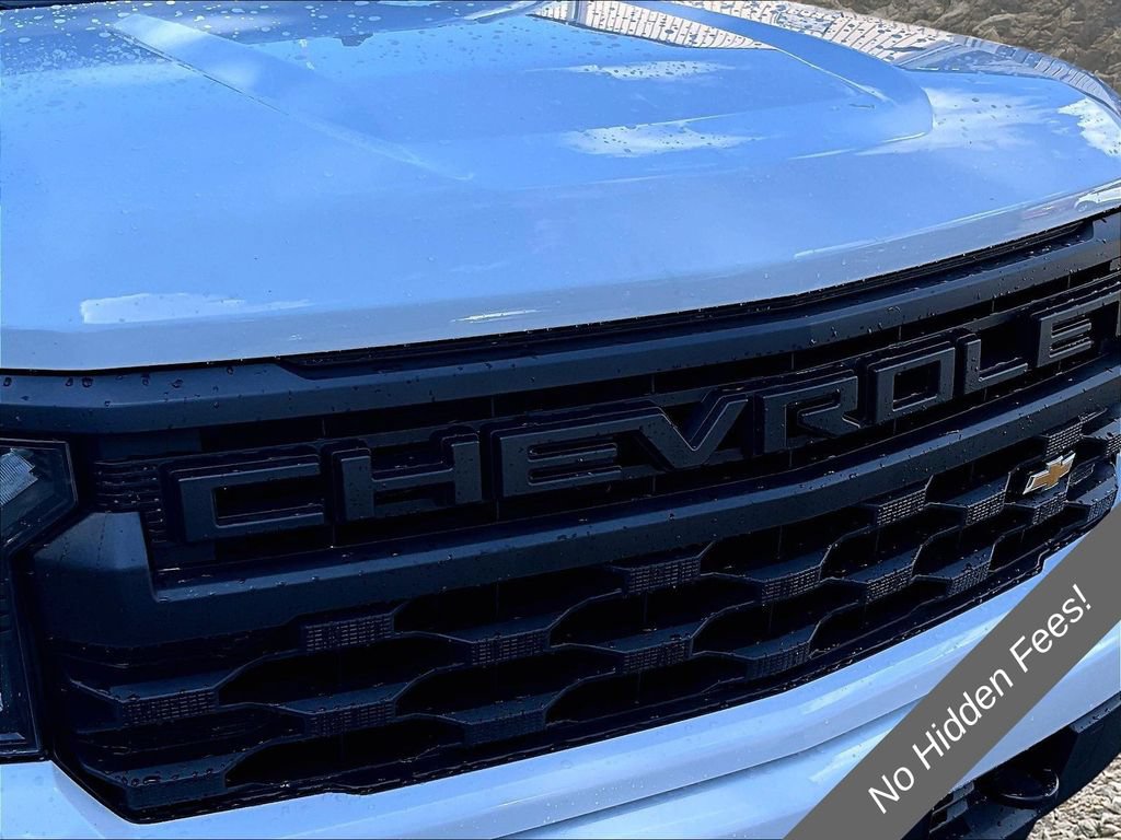 Used 2023 Chevrolet Silverado 1500 Custom AWD/4WD image 23