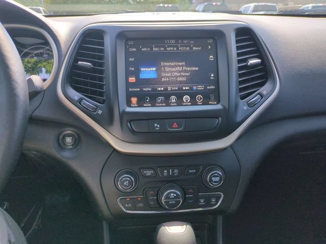 Used 2018 Jeep Cherokee Limited AWD/4WD image 20