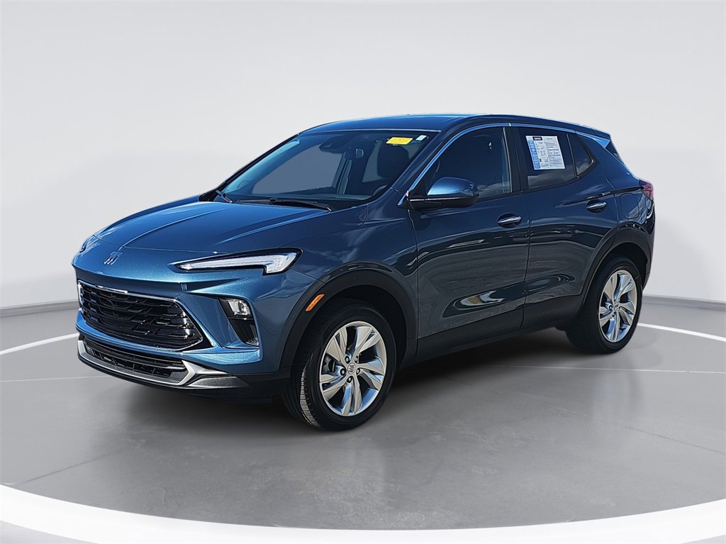 Certified 2024 Buick Encore GX Preferred w/ Comfort Package image 7