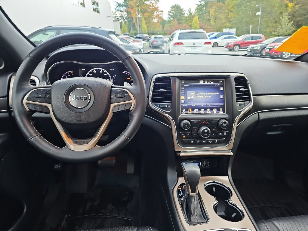 Used 2017 Jeep Grand Cherokee Limited w/ Luxury Group II AWD/4WD image 12