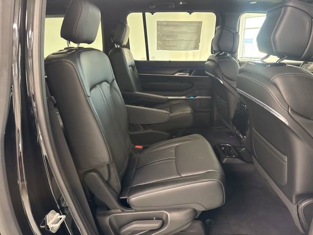 New 2026 Jeep Grand Wagoneer L Summit image 32