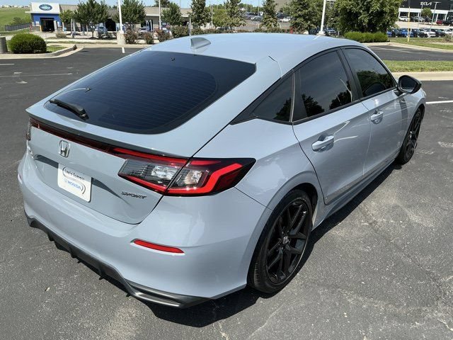 Used 2022 Honda Civic Sport image 4