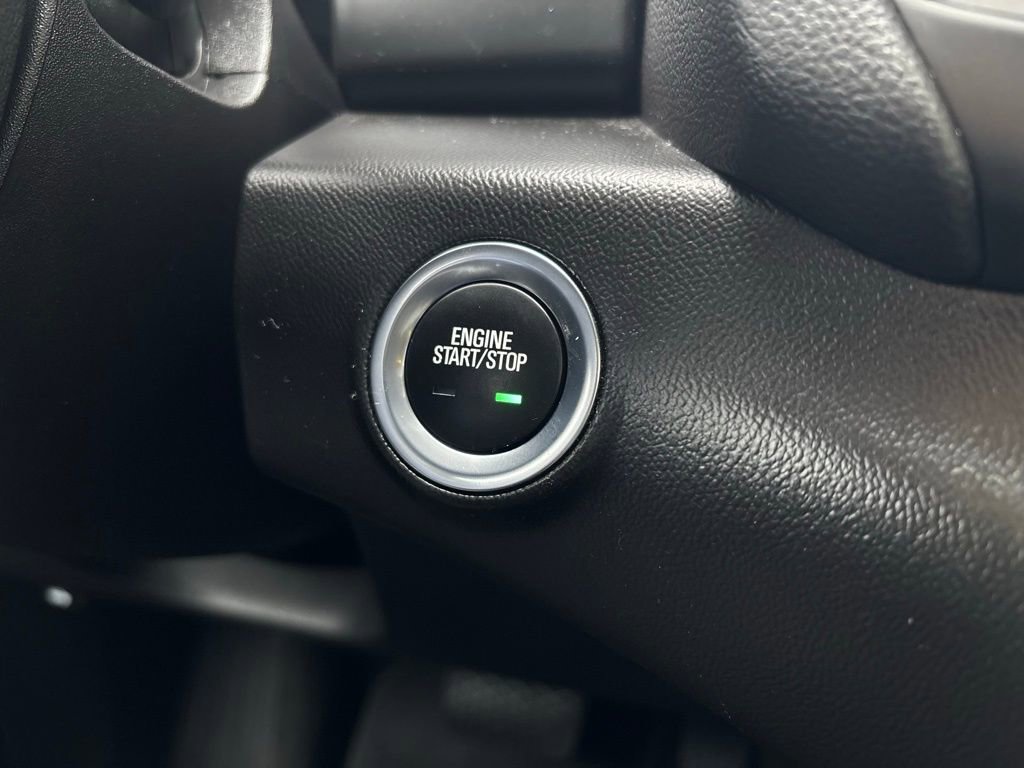 Used 2023 GMC Terrain SLE w/ Driver Convenience Package image 29