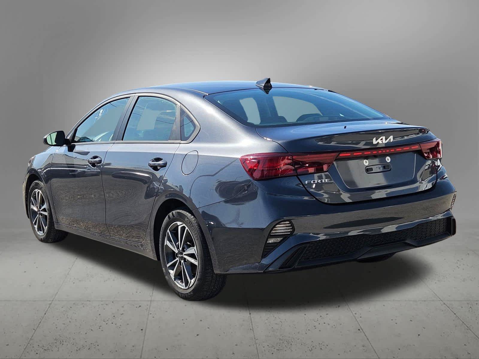 Used 2024 Kia Forte LXS FWD image 4