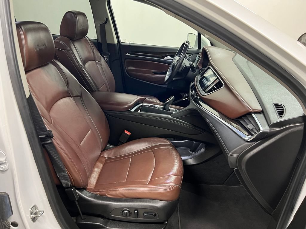 Certified 2018 Buick Enclave Avenir w/ Avenir Technology Package AWD/4WD image 50