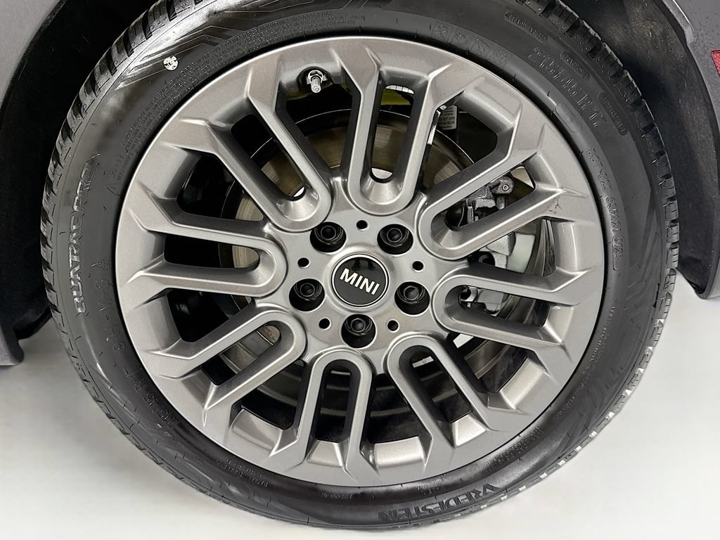 Certified 2025 MINI Cooper S FWD image 29