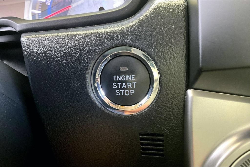 Used 2016 Toyota 4Runner Limited AWD/4WD image 17
