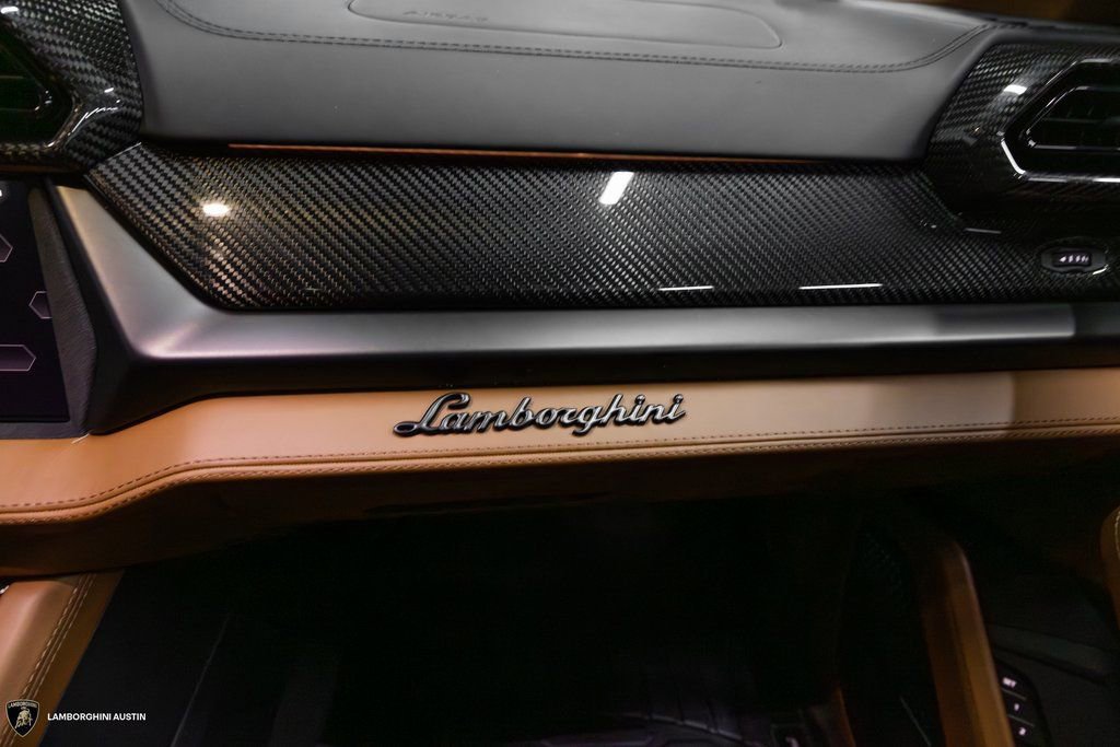 New 2025 Lamborghini Urus SE image 55