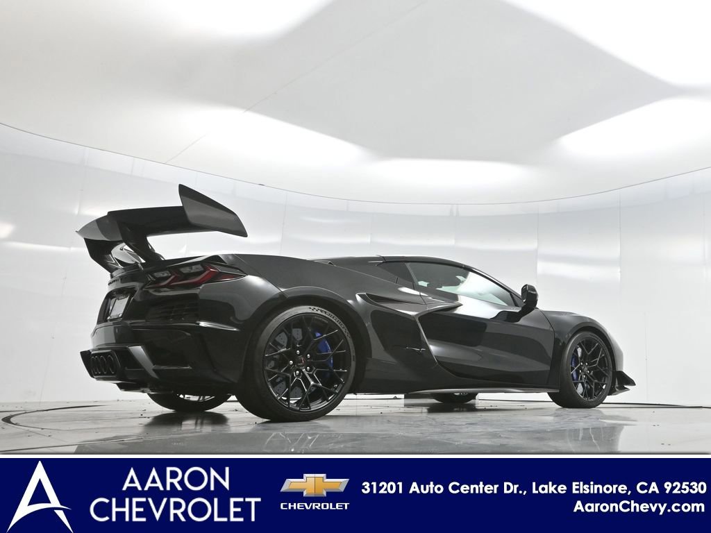 New 2026 Chevrolet Corvette ZR1 w/ ZR1 Carbon Fiber Aero Package image 53