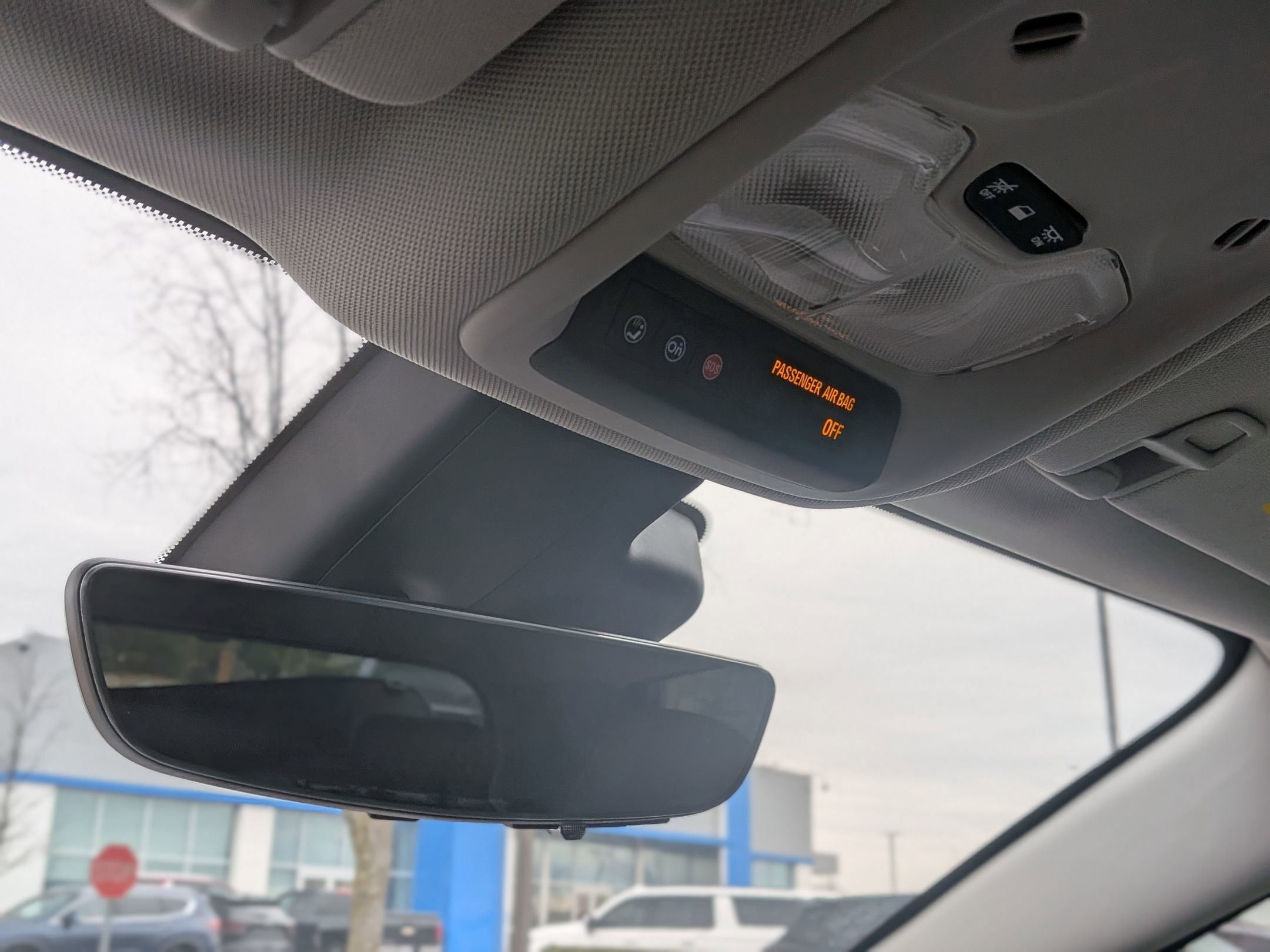 Used 2022 Chevrolet Bolt EUV Premier image 30