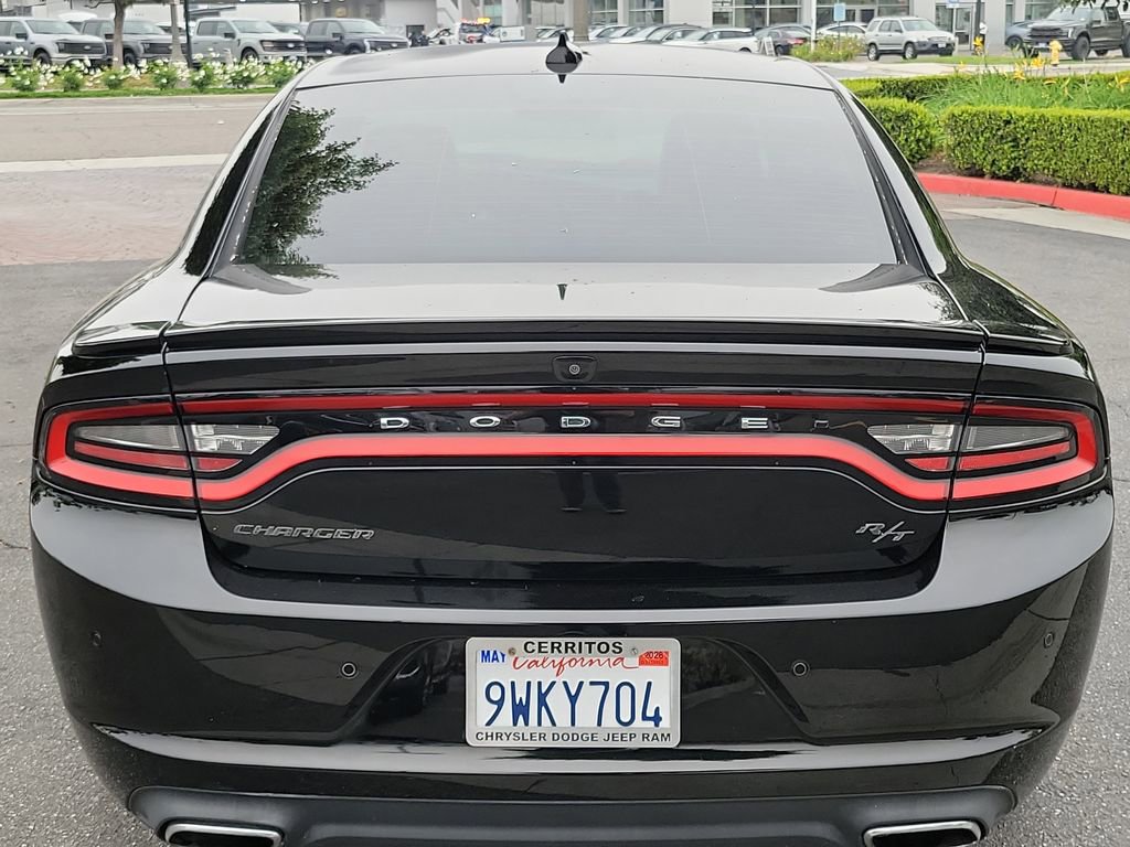 Used 2017 Dodge Charger R/T w/ Plus Group image 13