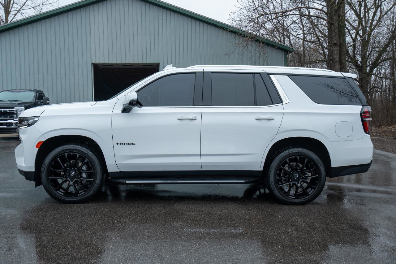 Used 2023 Chevrolet Tahoe LT w/ Luxury Package image 6