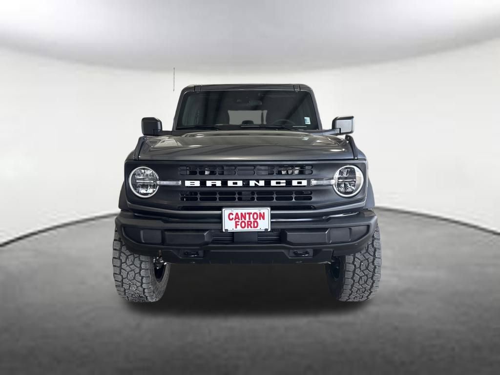 New 2025 Ford Bronco Base image 8