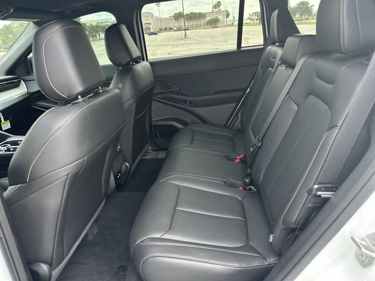 New 2026 Jeep Cherokee Limited AWD/4WD image 19