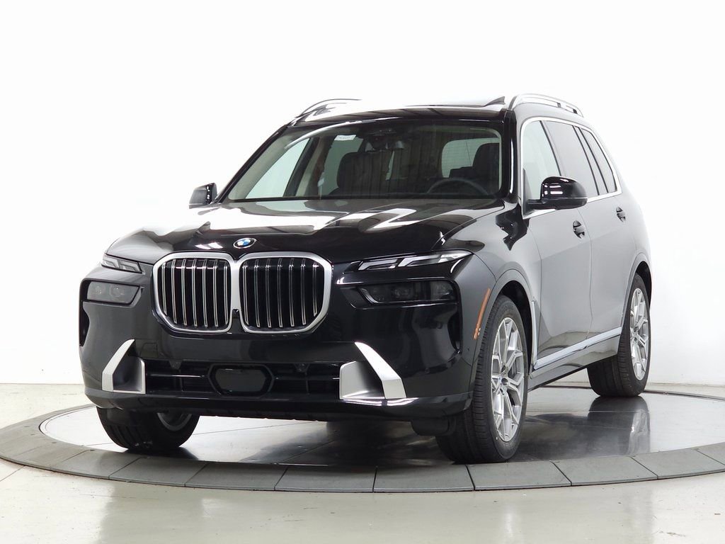 Used 2026 BMW X7 xDrive40i image 3