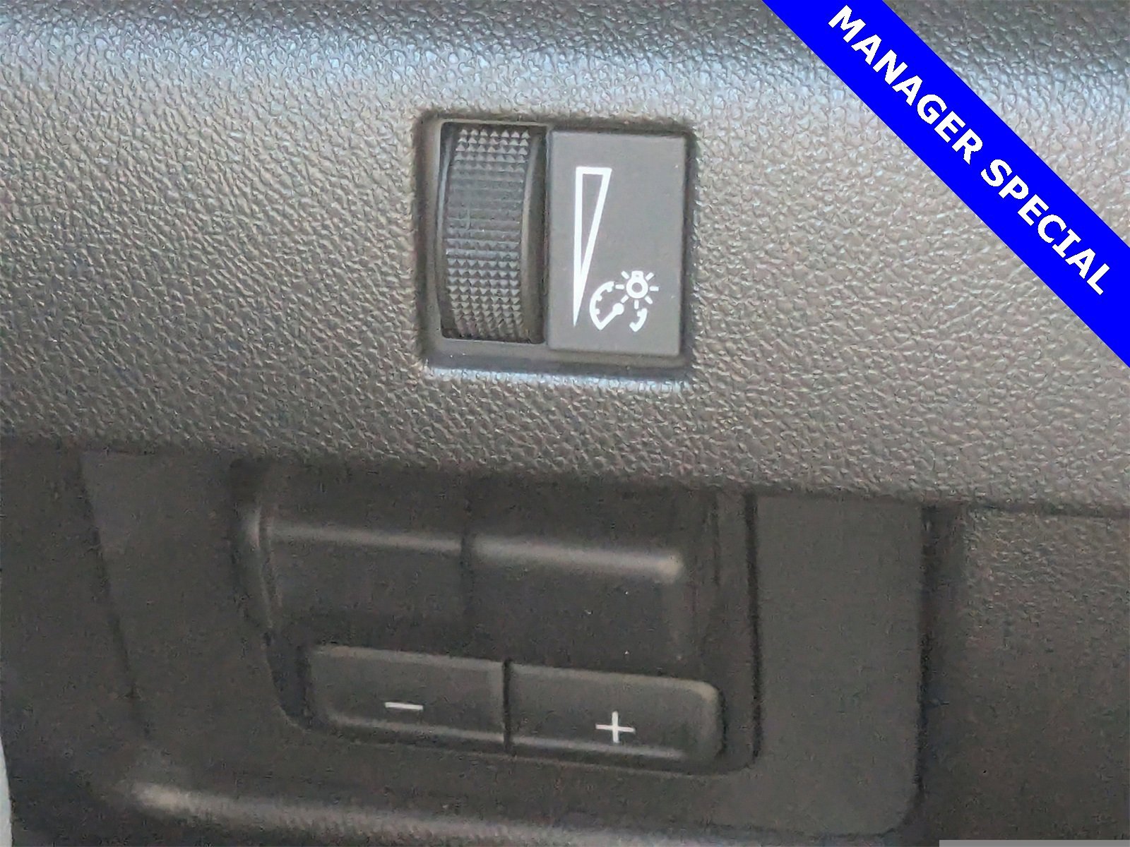 Used 2024 Chevrolet Colorado ZR2 w/ ZR2 Bison Edition image 26