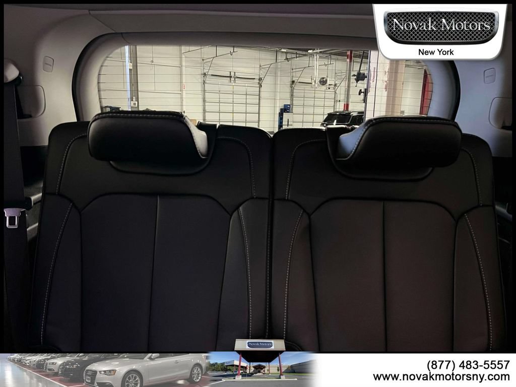 Used 2023 Jeep Grand Cherokee L Limited AWD/4WD image 14