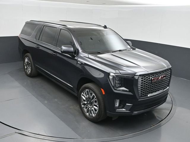 Used 2024 GMC Yukon XL Denali Ultimate AWD/4WD image 39