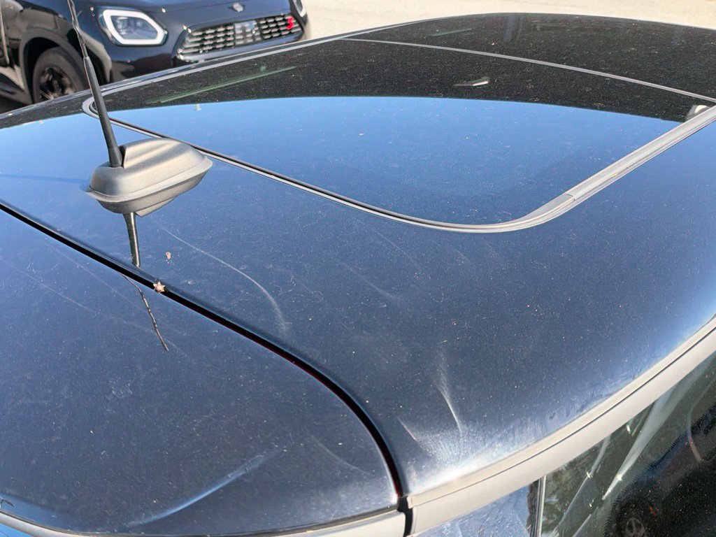 Used 2024 MINI Cooper 2-Door Hardtop FWD image 11