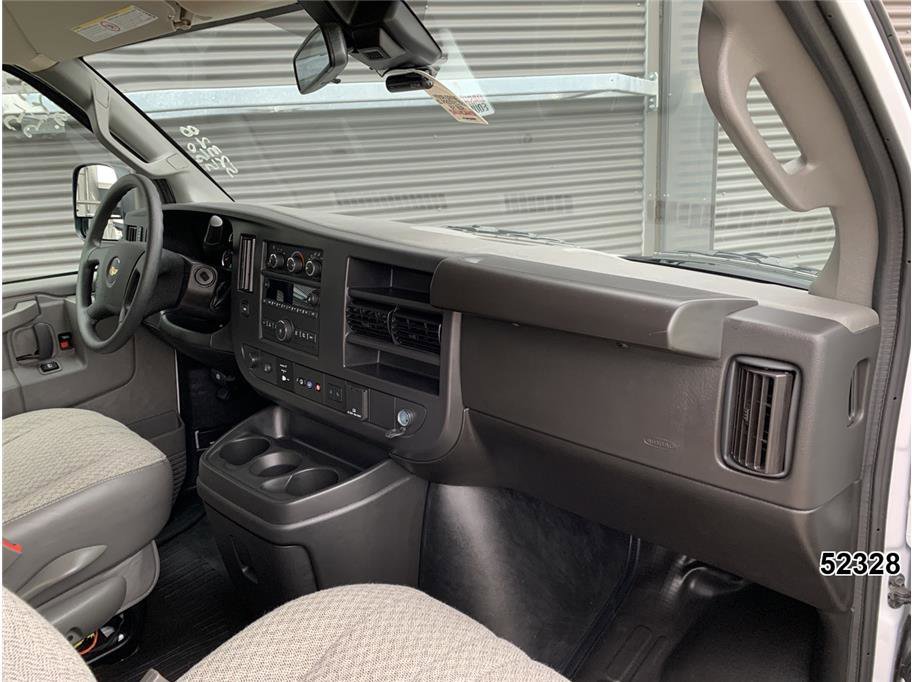 Used 2025 Chevrolet Express 2500 Extended w/ Communications Package image 27