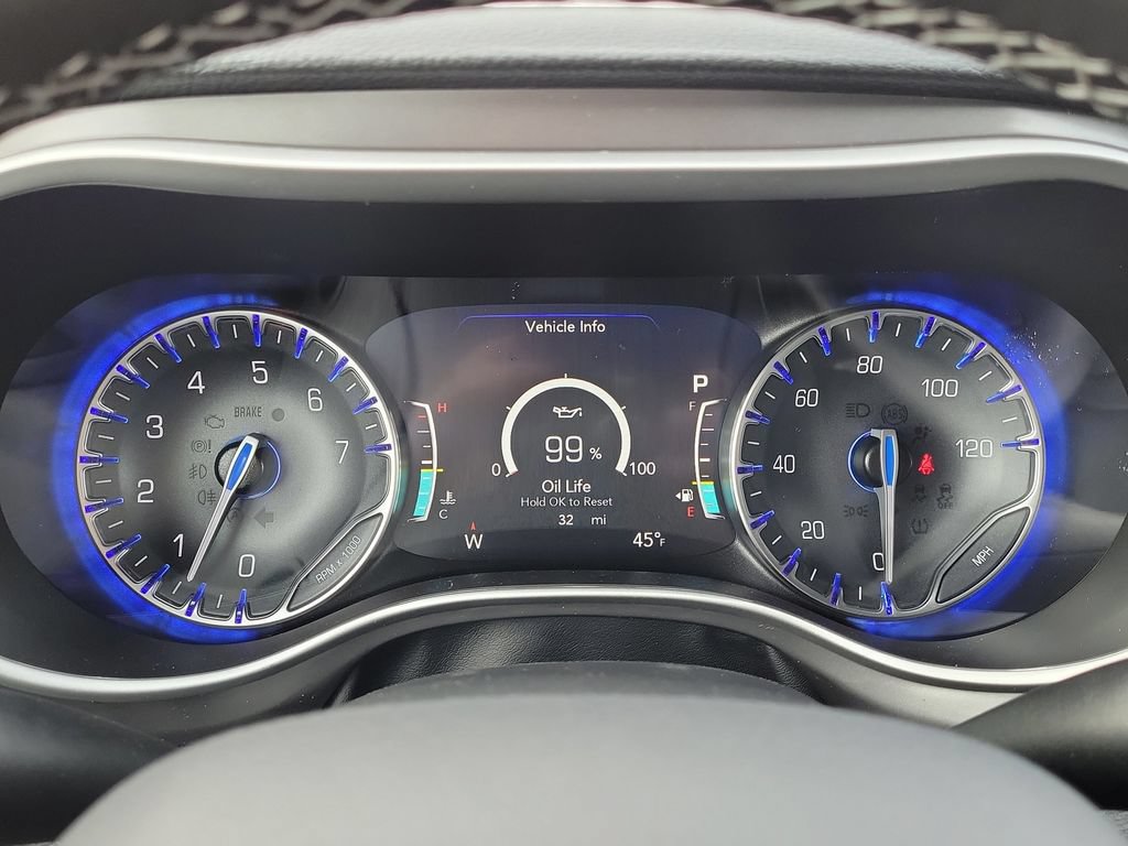 New 2026 Chrysler Pacifica Select FWD image 28