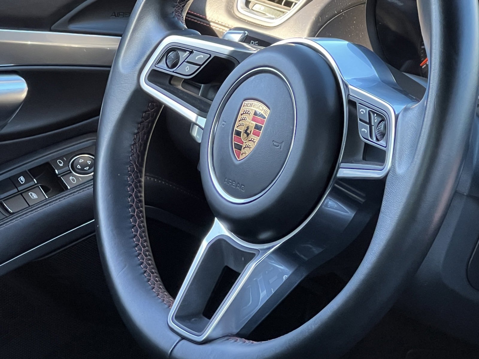 Certified 2023 Porsche 718 Boxster image 18