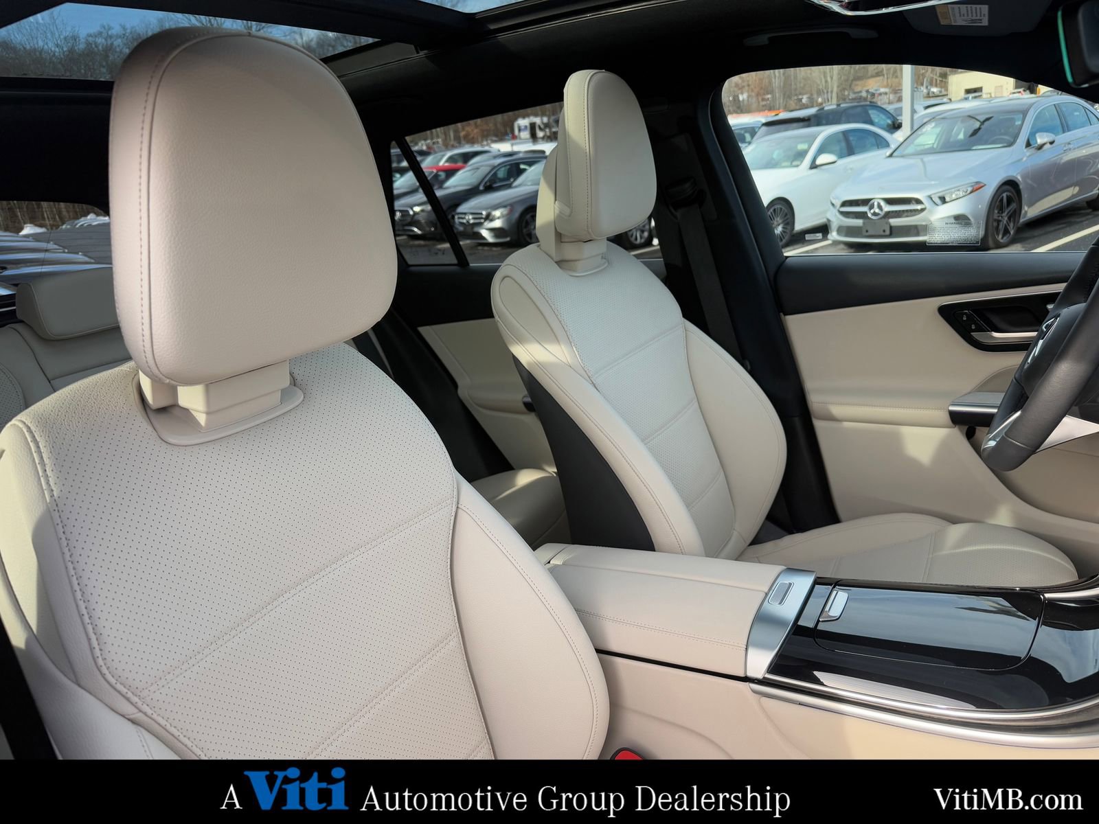 Certified 2025 Mercedes-Benz GLC 300 4MATIC image 30