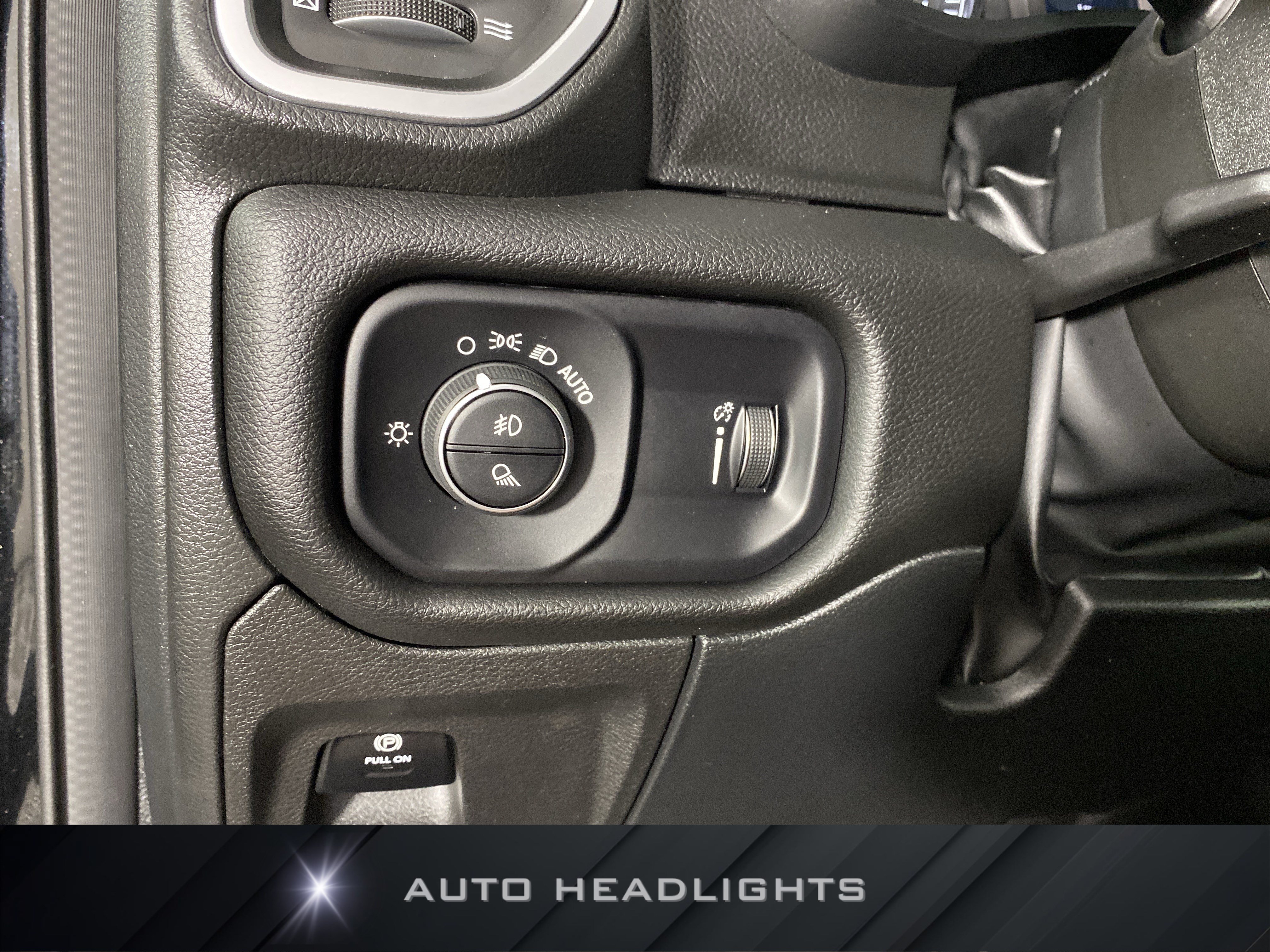Used 2023 RAM 1500 Big Horn AWD/4WD image 24