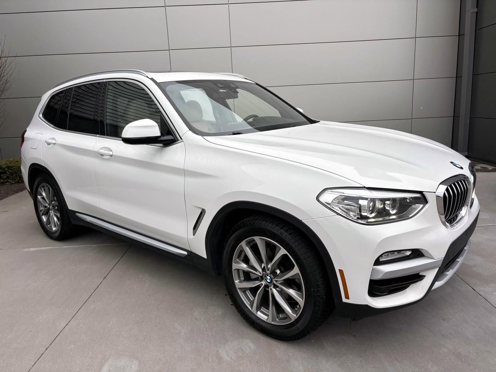 Used 2019 BMW X3 xDrive30i w/ Convenience Package AWD/4WD image 3